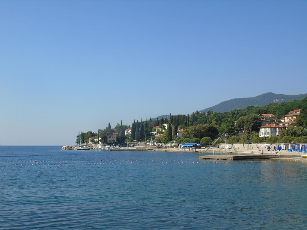 Apartments Sonja Opatija Oda fotoğraf