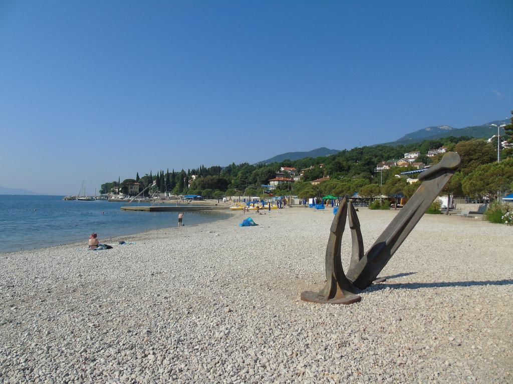 Apartments Sonja Opatija Oda fotoğraf
